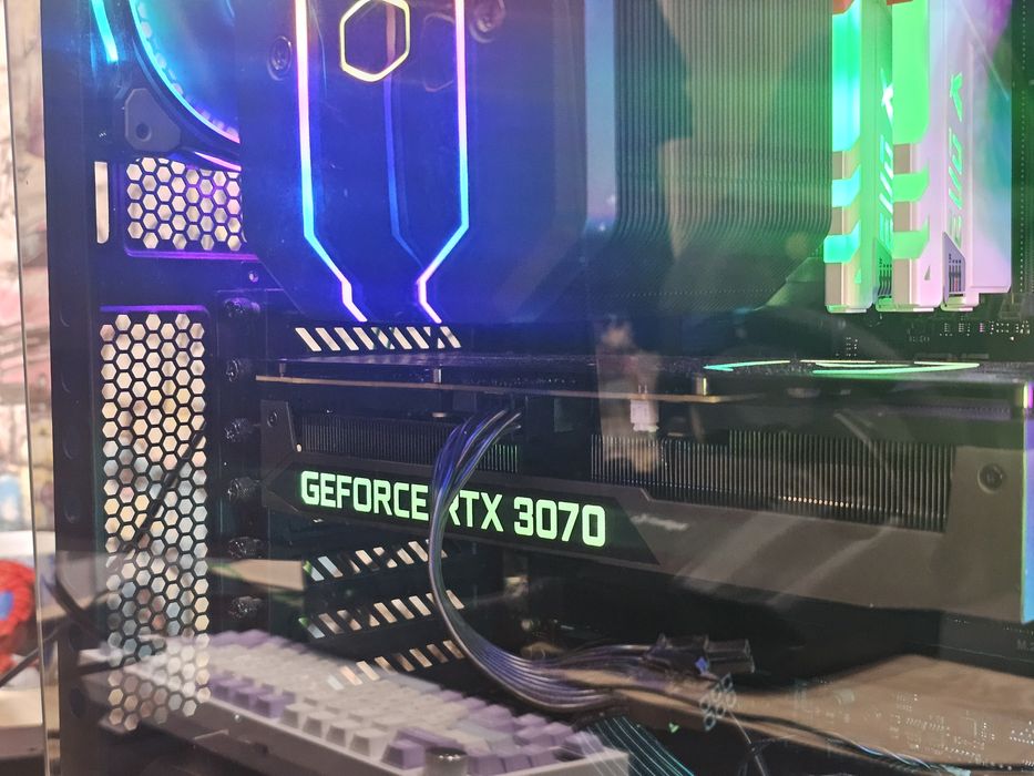 Продам rtx 3070 на 2 кулера