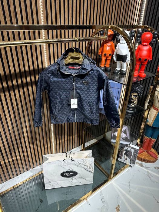 Детская ветровка Prada