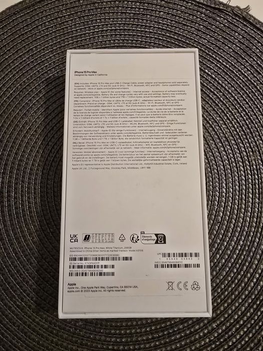 Vând Iphone 15 Pro Max