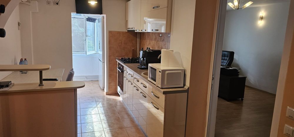 Apartament 2 camere decomdat Str. Ciochinescu (Unirii Sud)