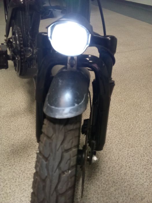 Продавам сгъваемо мини ел колело 14 инча  300 евро