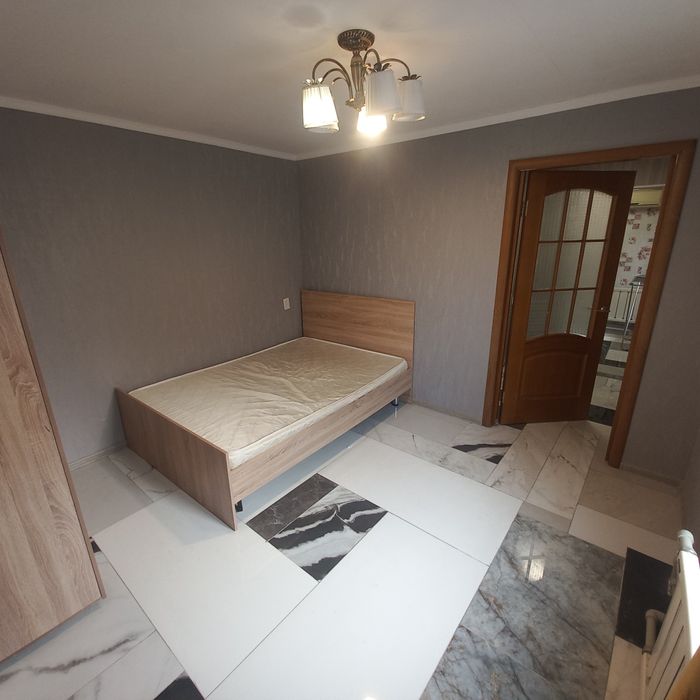 Сдам однокомнатную благоустроенную времянку.