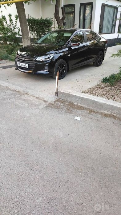Onix redline sotiladi