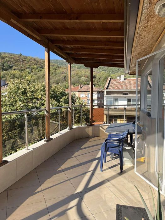 Етаж от къща под наем в Асеновград