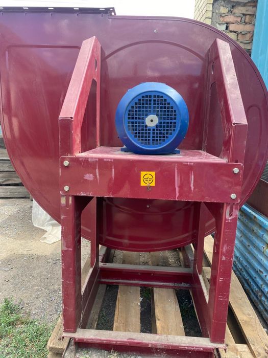 Вытяжка улитка(центробежный вентилятор)