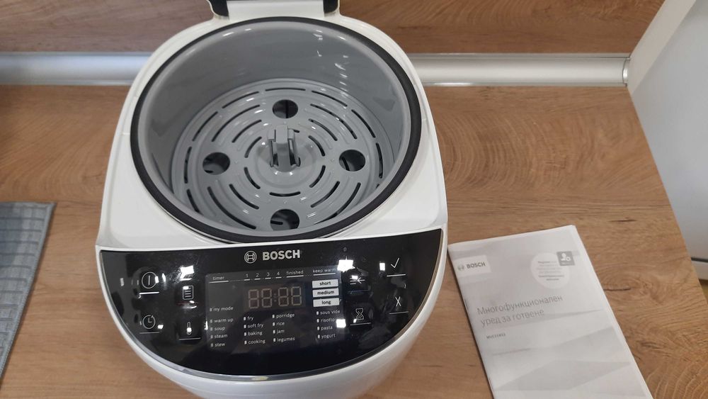 Мултикукър BOSCH - MUC11W12