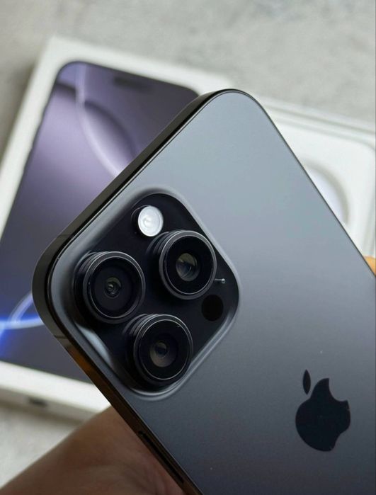 iPhone 16 pro max 512 Gb