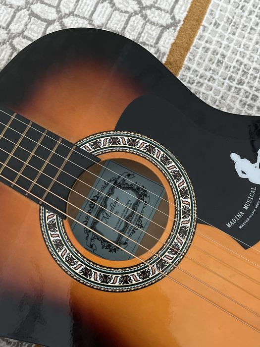 гитара аккустика