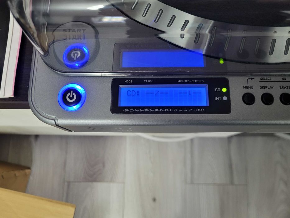 ION LP 2 CD turntable with cd recorder