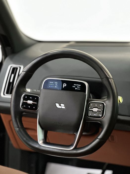 Bugun sotuvimizda lixang Li9