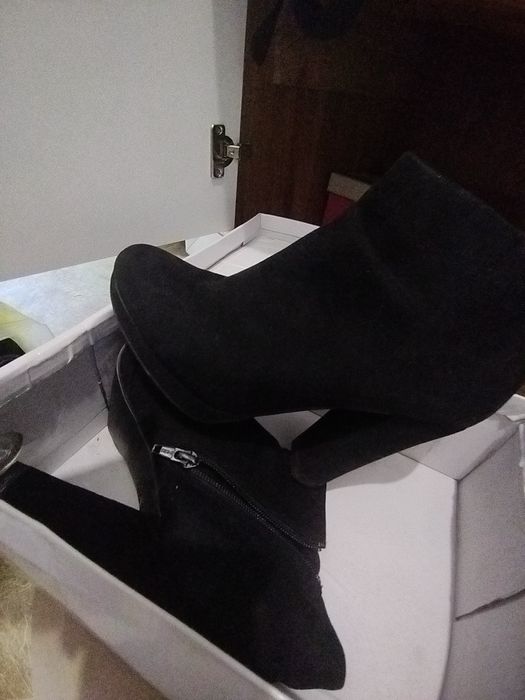 Продам обувь новые