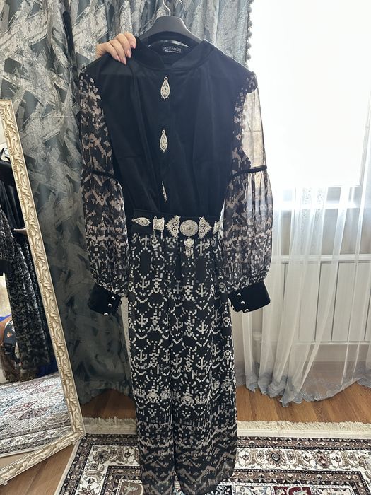 Продаю новые платье и костюм