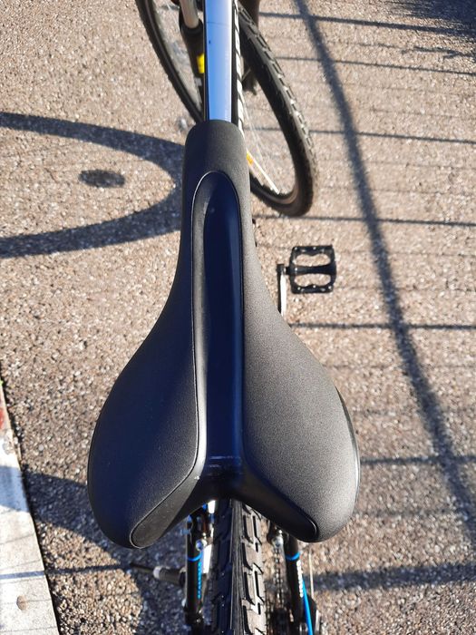 Bicicletă Scrapper XC3 – Echipare Shimano – Anvelope Continental