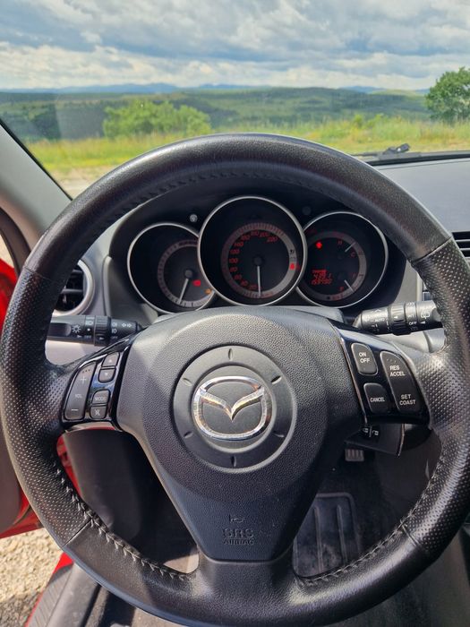 MAZDA 3 0 — imagine 5