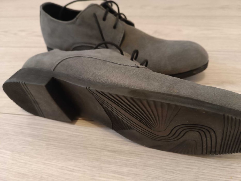 Продам мужские туфли