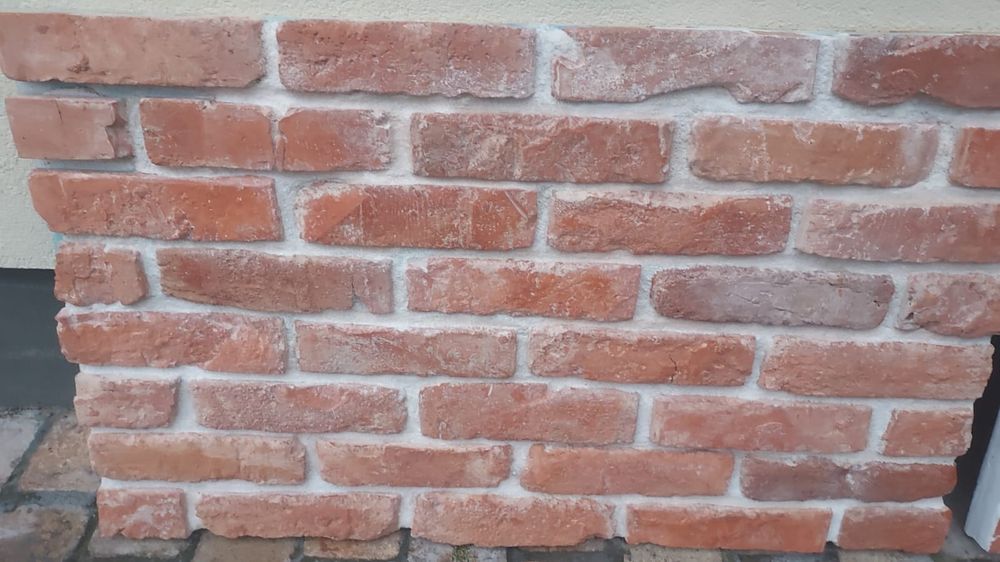 Caramidă aparentă