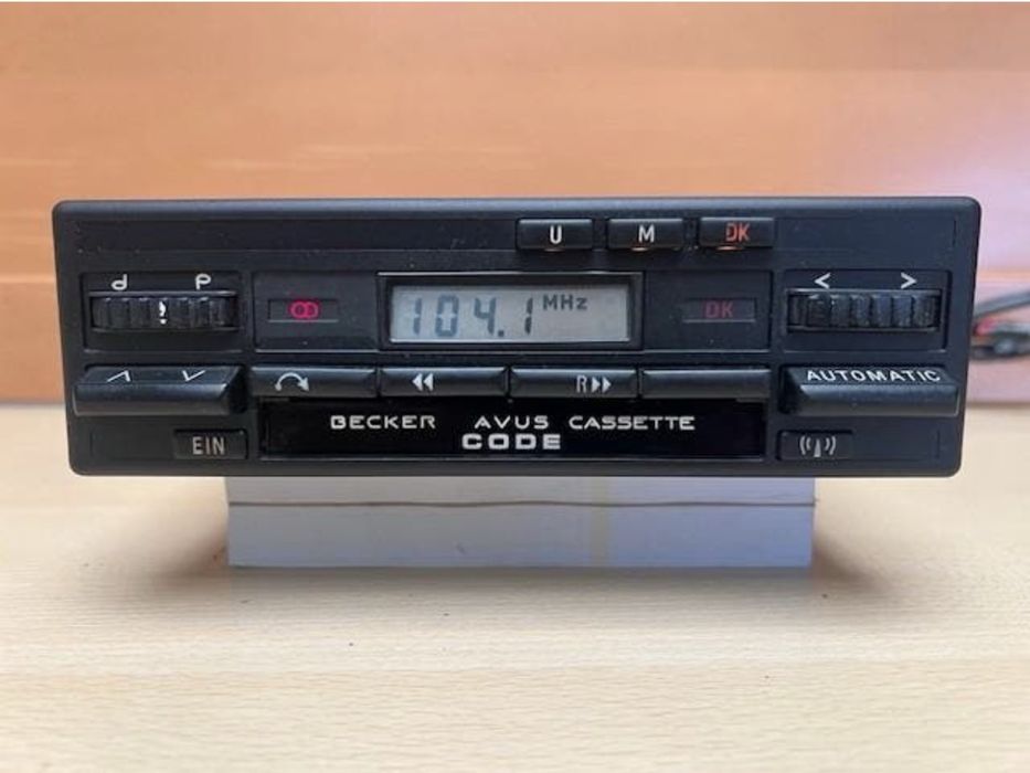 Casetofon auto vintage Becker Avus cu manuale impecabil!!!