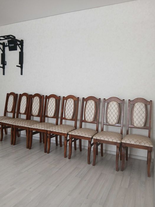 Продам стулья для гостиной