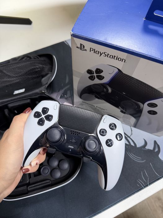 Оригинальные геймпады PlayStation 5 DualSense Limited Edition б.у