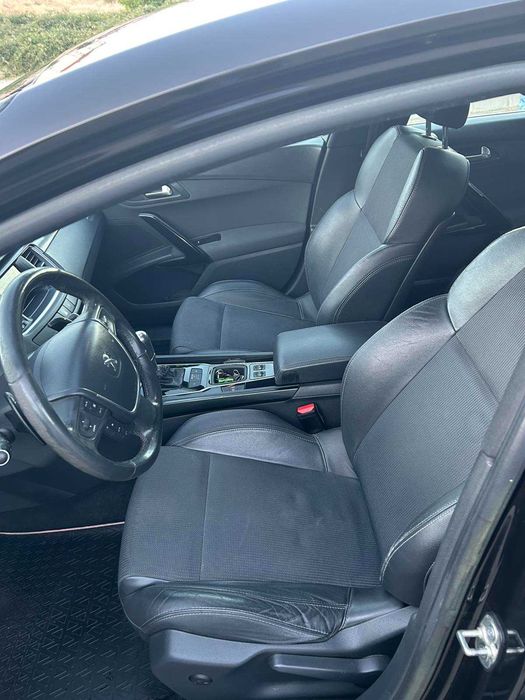 Автомобил Peugeot 508