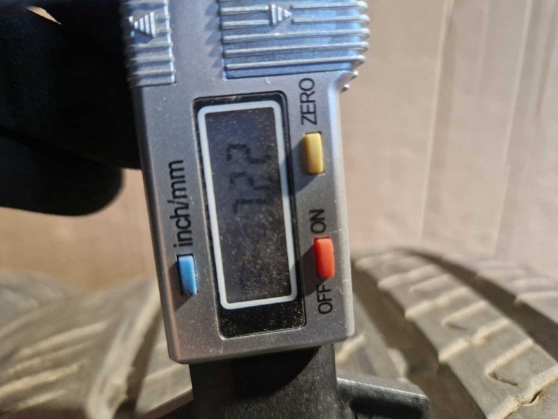 2 Barum R17 225/45
летни гуми DOT0120