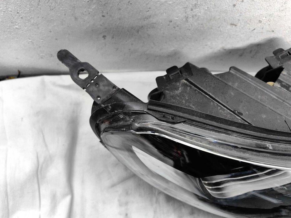 Оригинални  фарове  Ситроен  Citroen Jumpy 4