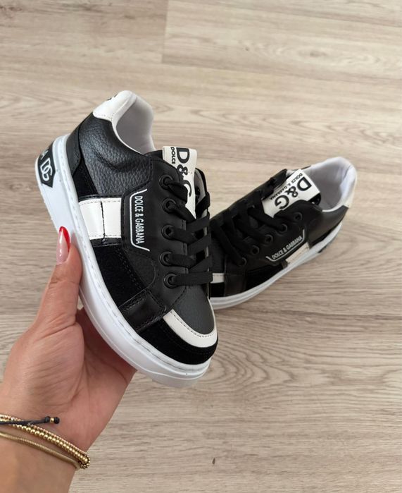 Adidasi pentru copiii