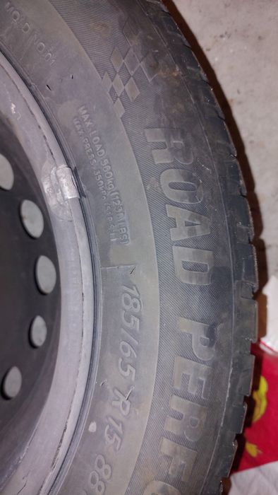 Летни гуми дот 8/25 г. 185/65 R 15 със железни джанти 4 бр