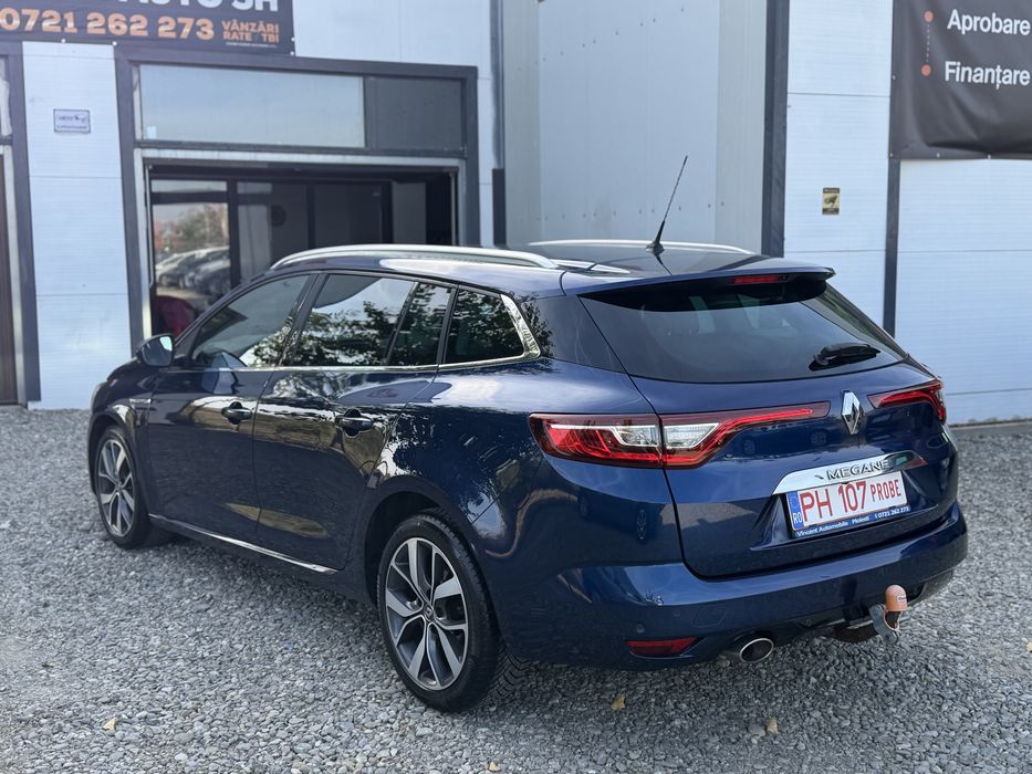 Renault Megane BOSE Model 2017 Euro 6 Head Up Display