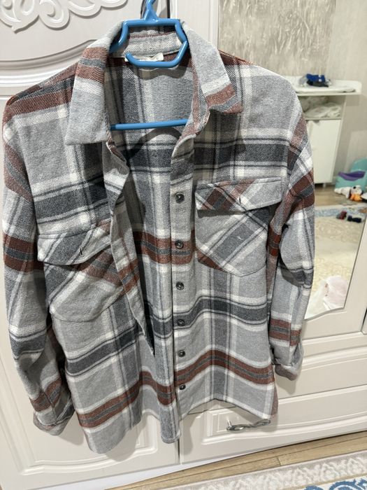 Отдам женские вещи