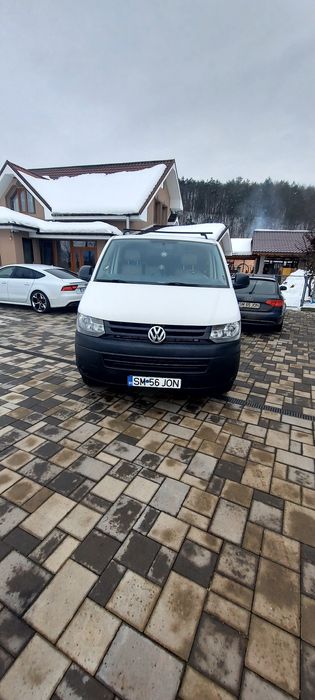 Vând Volkswagen T5