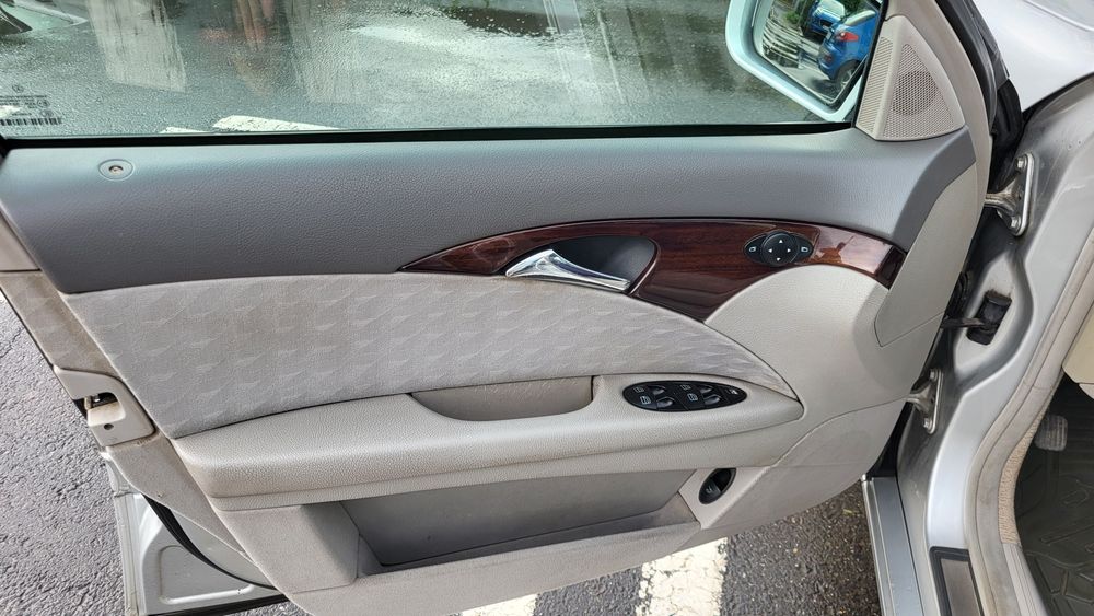 Vand Mercedes E220