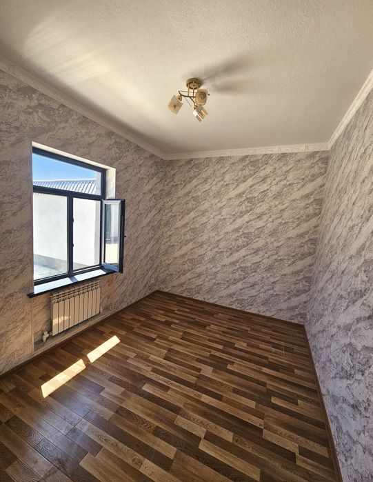 Қибрай тумани Тинчлик маҳ. 2  сотих 4 хонали янги уй сотилади..