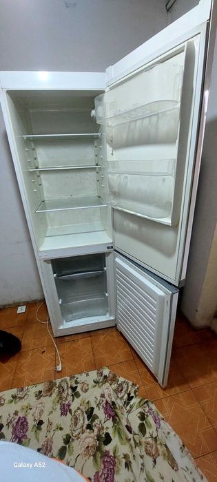 Холодильник Zanussi