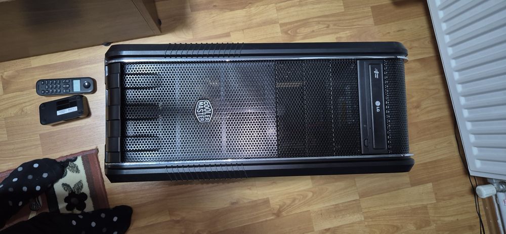 Carcasa Cooler Master Pro CM 690 II - Cost Ambalare Inclus