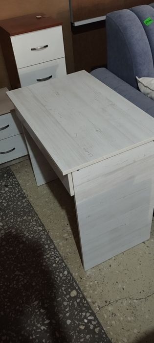 Письменный стол...