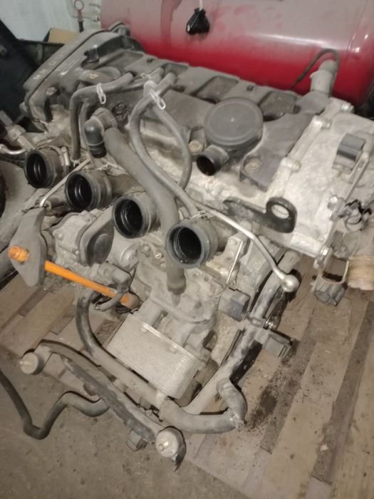 Останали части от SKODA OCTAVIA II 2.0 FSI 150 2005г.