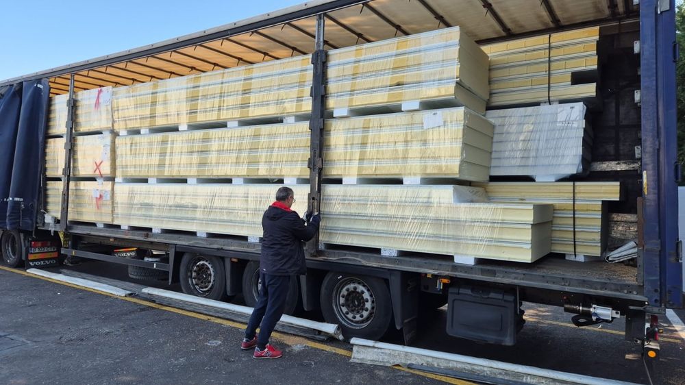 Panouri Sandwich Acoperis-Perete Orice Lungime