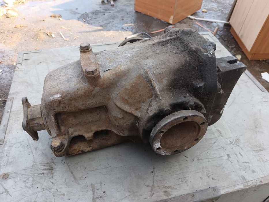 Редуктор заднего моста BMW E23