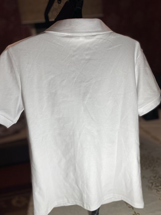 Белый тенниска для девушек