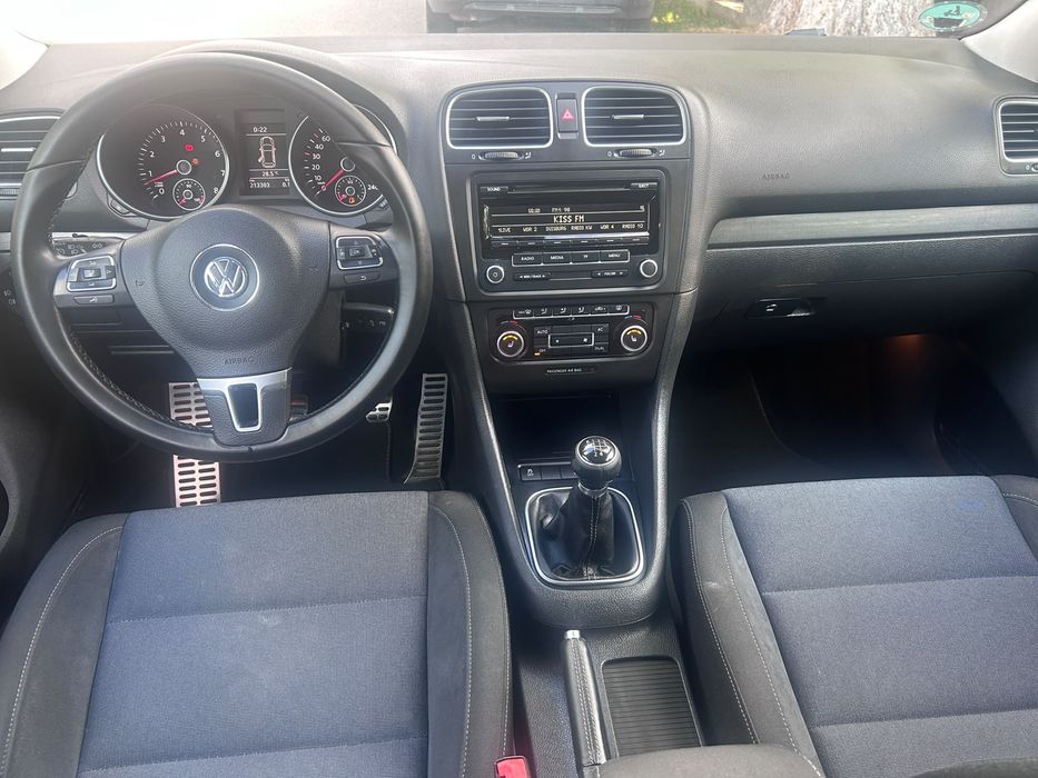 Volkswagen Golf 6 fabricatie 2012 benzina 1,2 Tsi adusa din germania