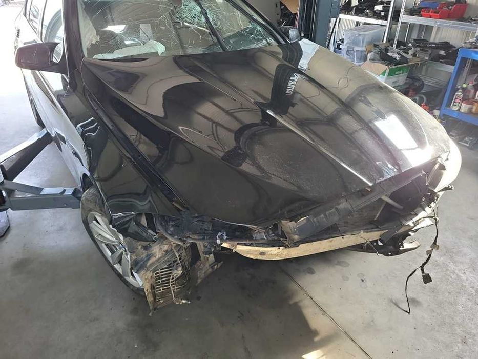 Capota neagra bmw f10 cod culoare 668