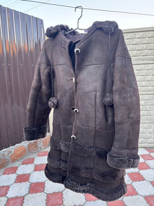 Продам дубленку на девочку