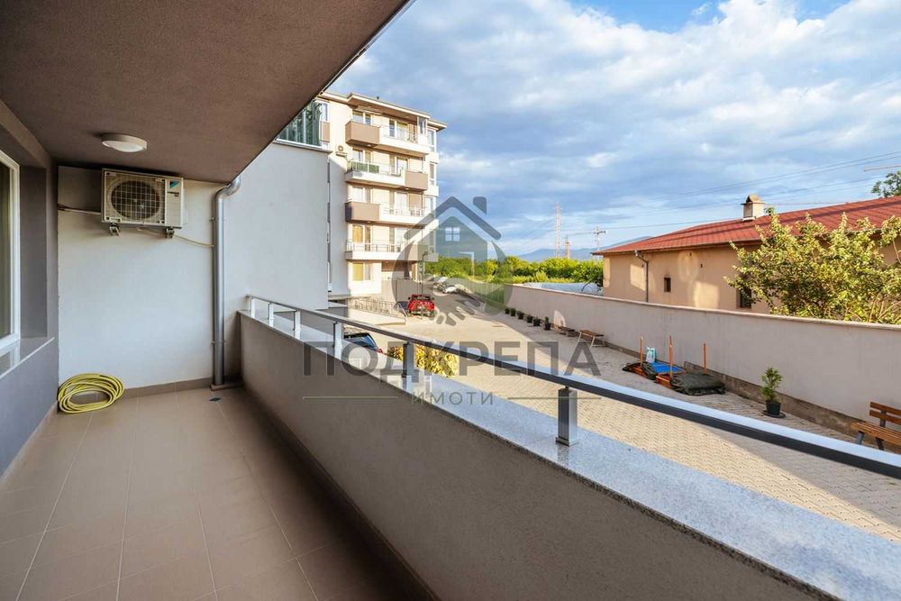 Продава се Тристаен апартамент в Пловдив, Остромила - 133 кв.м за 1797 €/кв.м - Снимка #13