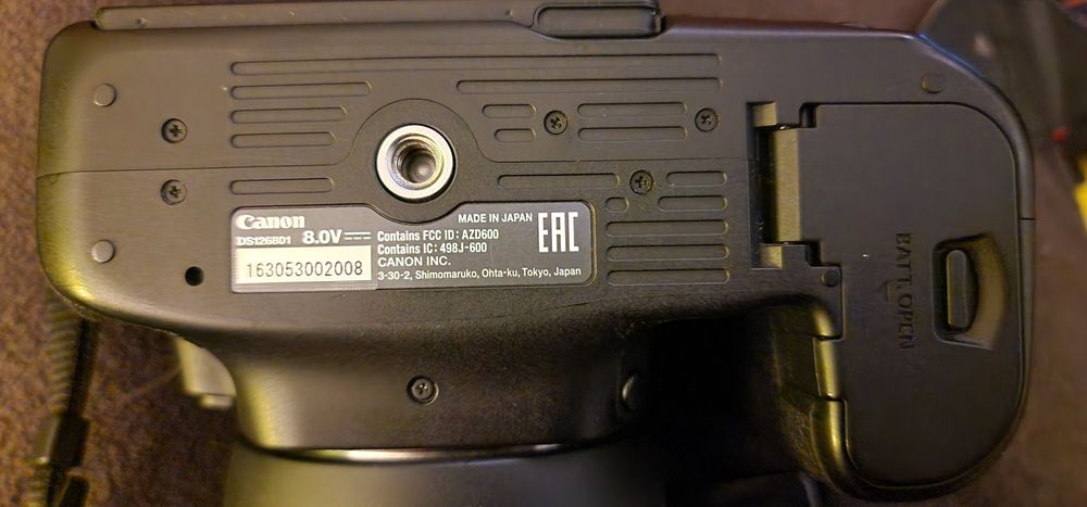 Canon 90d + Canon 18-135mm ,32.5MP, 4k