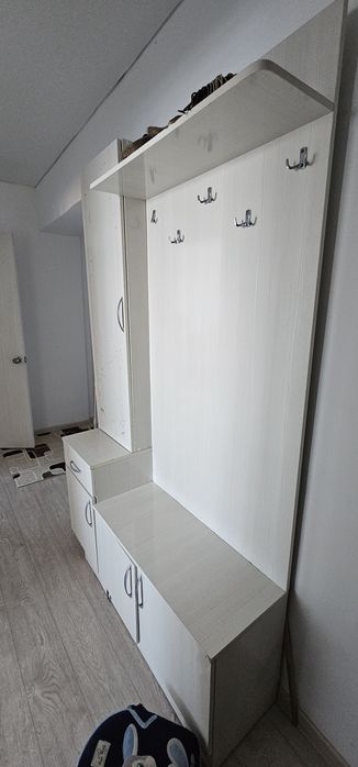 Продам прихожку недорого