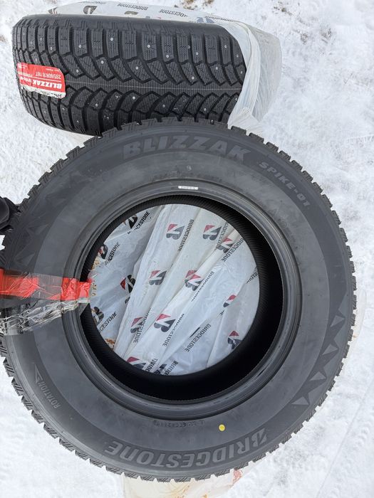 Продам шины R18 Bridgestone
