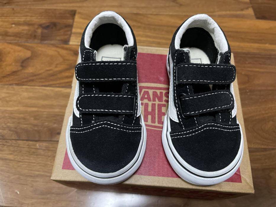 Продам детские кеды Vans