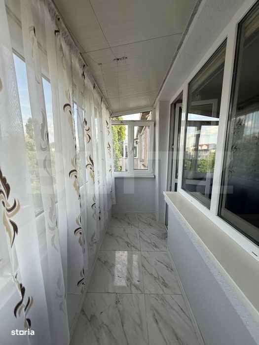 Apartament 3 camere, semidecomandat, 59 mp, stradal, zona Micro 17