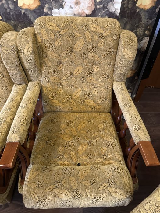 Холова гарнитура – класически стил, много запазена – 250€
